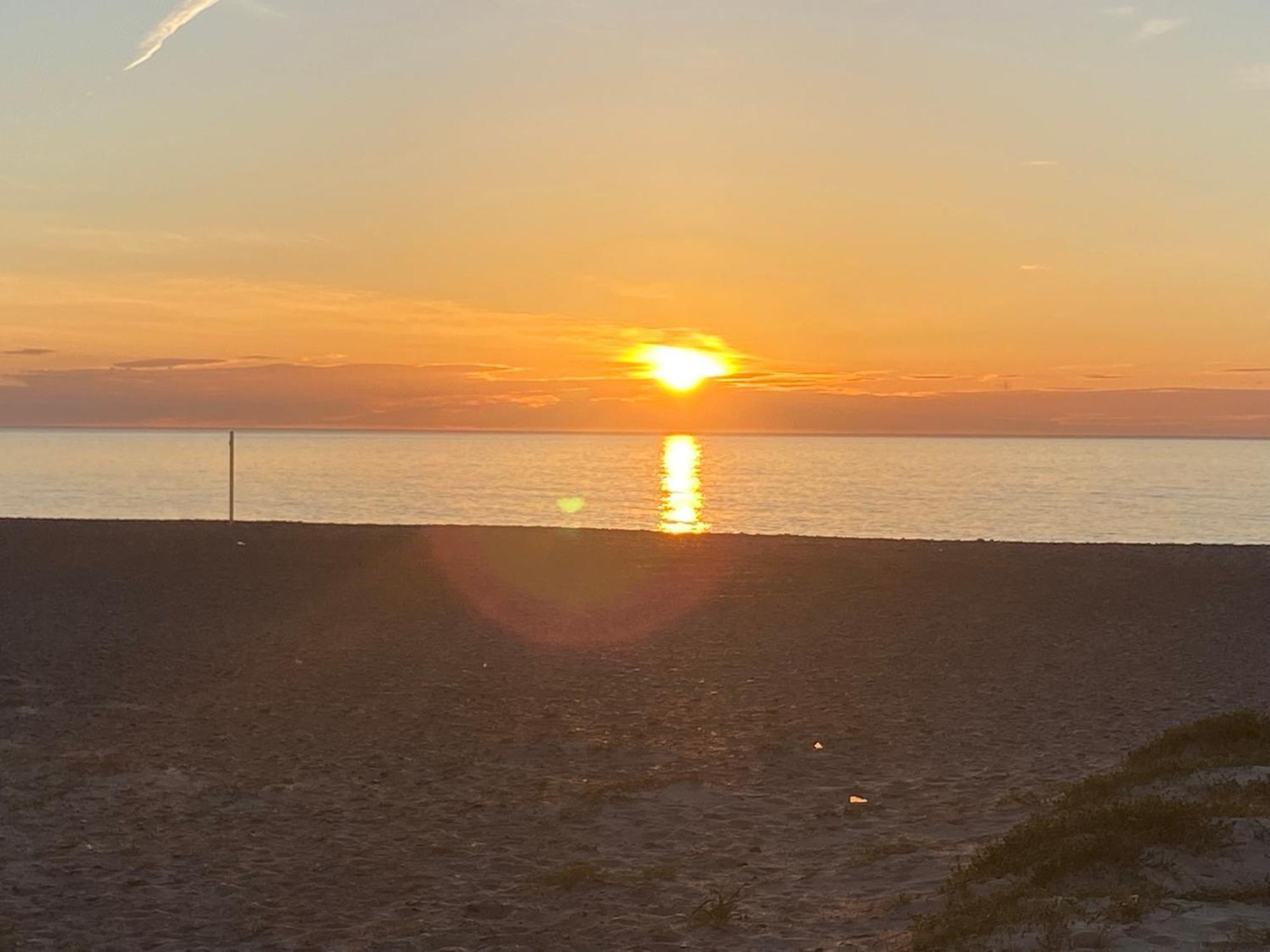 Primera Linea De Playa, Villa Conchita, Con Salida Al Mar Sagunto Bagian luar foto